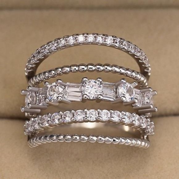 Jewelry - NEW 925 STERLING SILVER DIAMOND MULTI BAND RING, CUTE RING, SHINY RING.